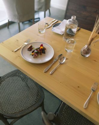 image de petite table de cuisine design